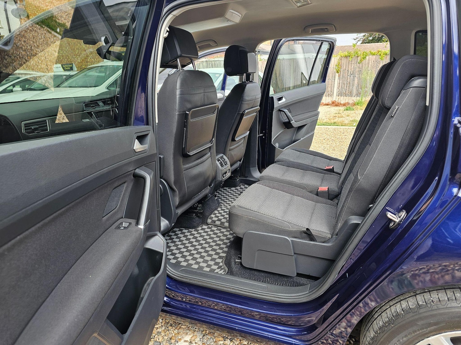 Used Volkswagen Touran 2025 for sale - 76994242: Photo 35