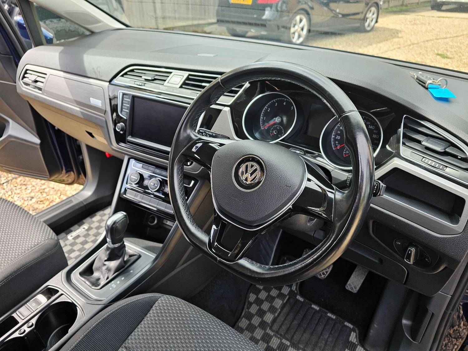 Used Volkswagen Touran 2025 for sale - 76994242: Photo 49
