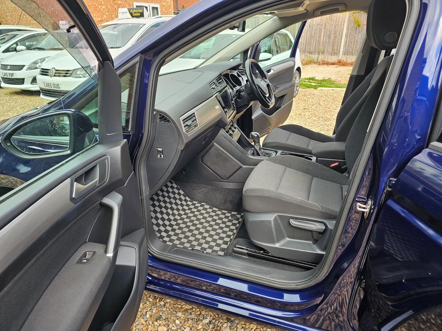 Used Volkswagen Touran 2025 for sale - 76994242: Photo 50