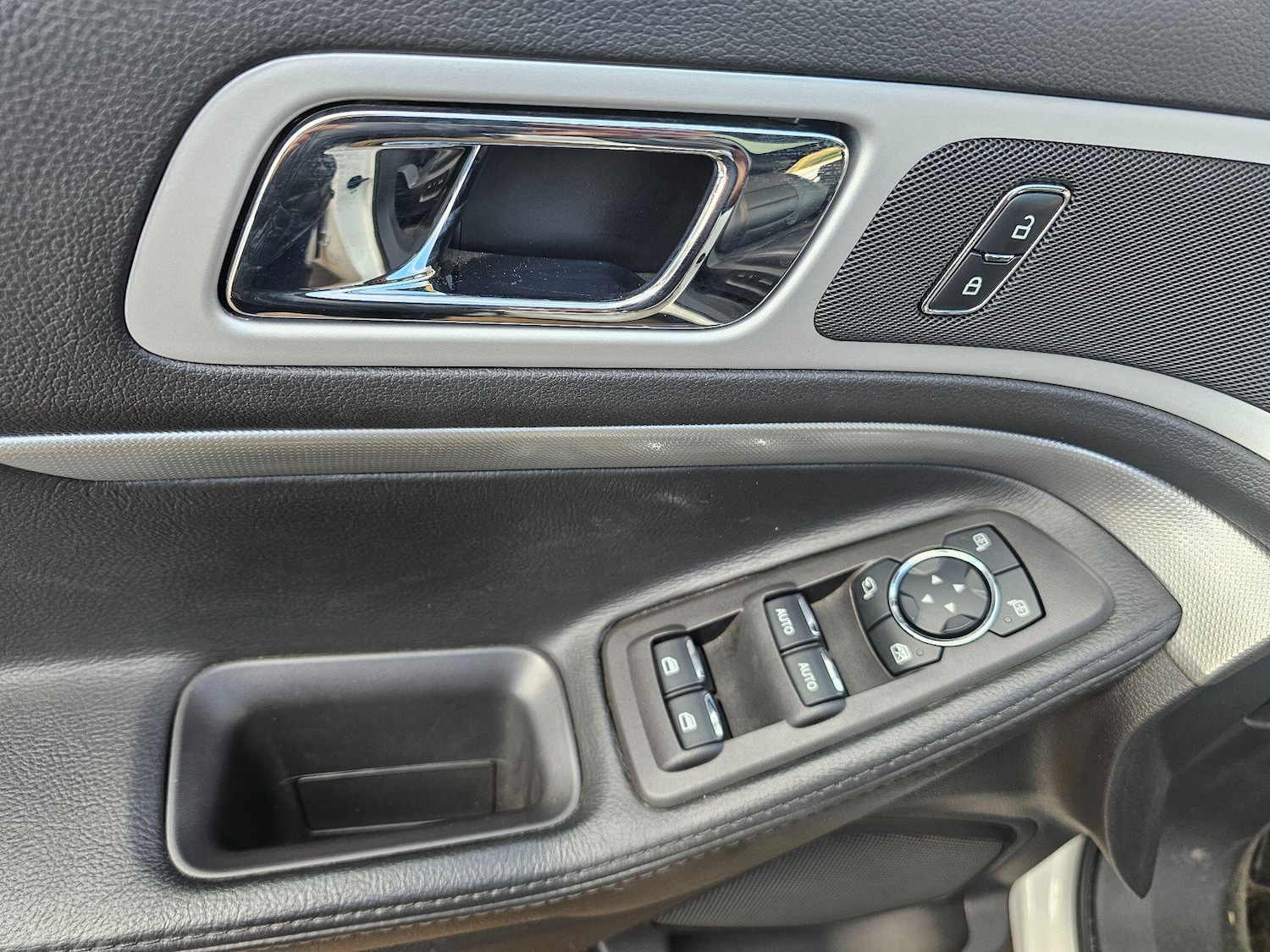 Used Ford Explorer for sale - 77704764: Photo 52