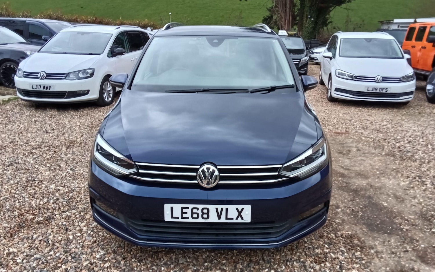 Used Volkswagen Touran 2026 for sale - 77839973: Photo 2