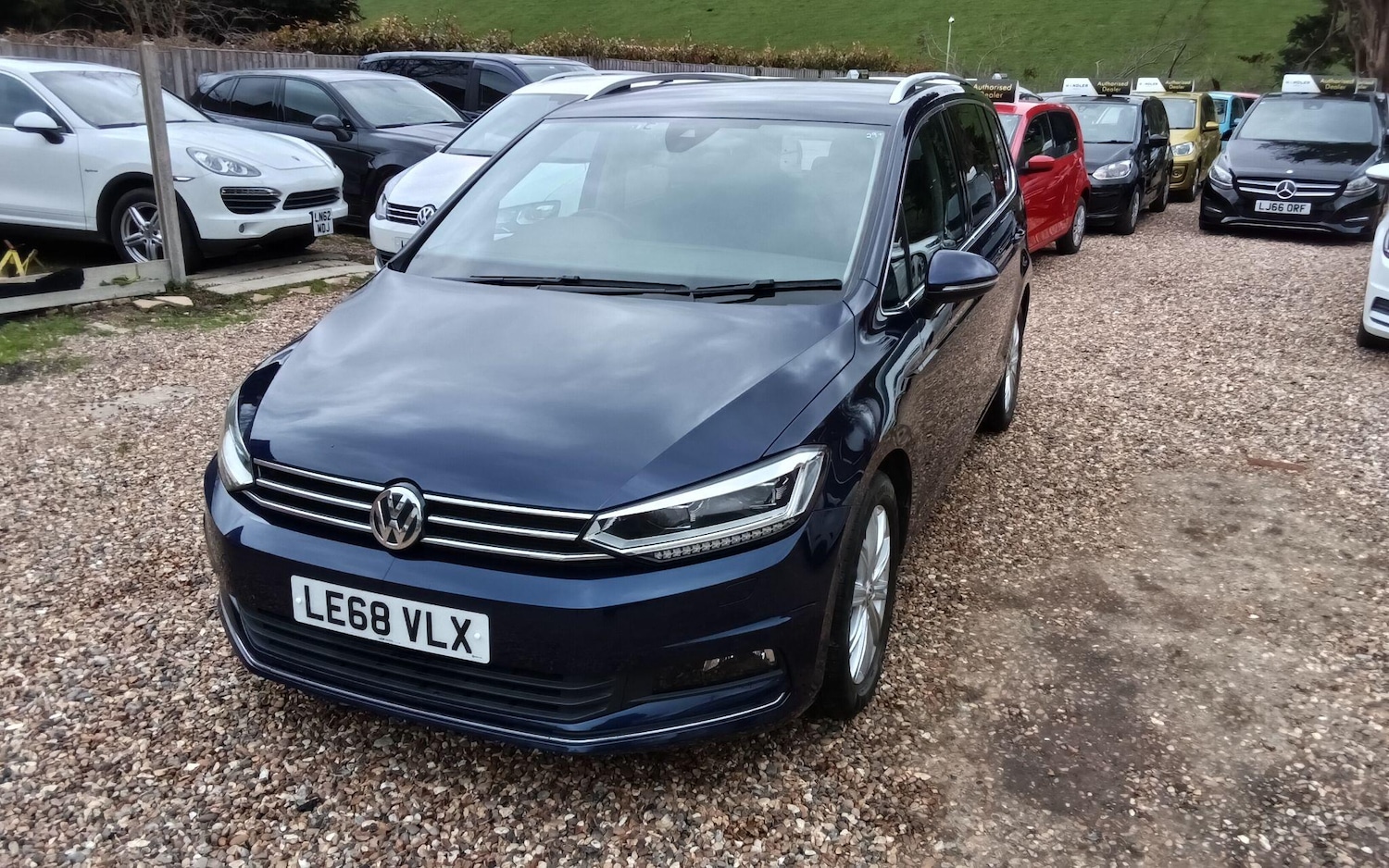 Used Volkswagen Touran 2026 for sale - 77839973: Photo 3