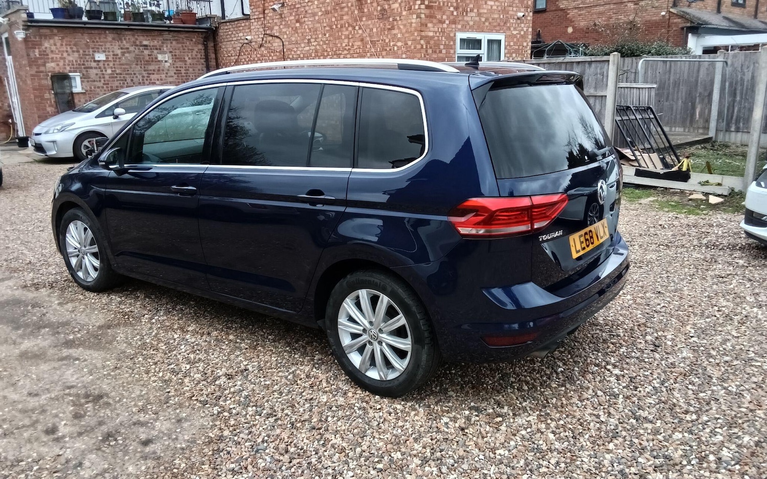 Used Volkswagen Touran 2026 for sale - 77839973: Photo 4