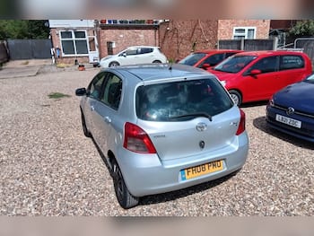Used Toyota Yaris 2008 for sale - 79741568: Photo
