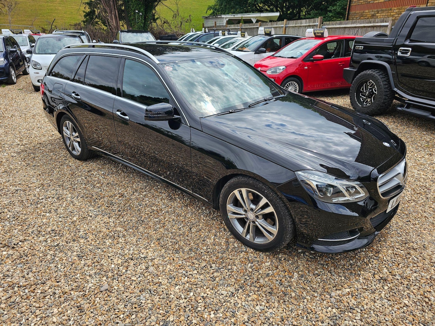 Used Mercedes-Benz E Class 2025 for sale - 76991135: Photo 5