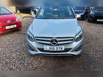 Used Mercedes-Benz B Class 2016 for sale - 77683568: Photo