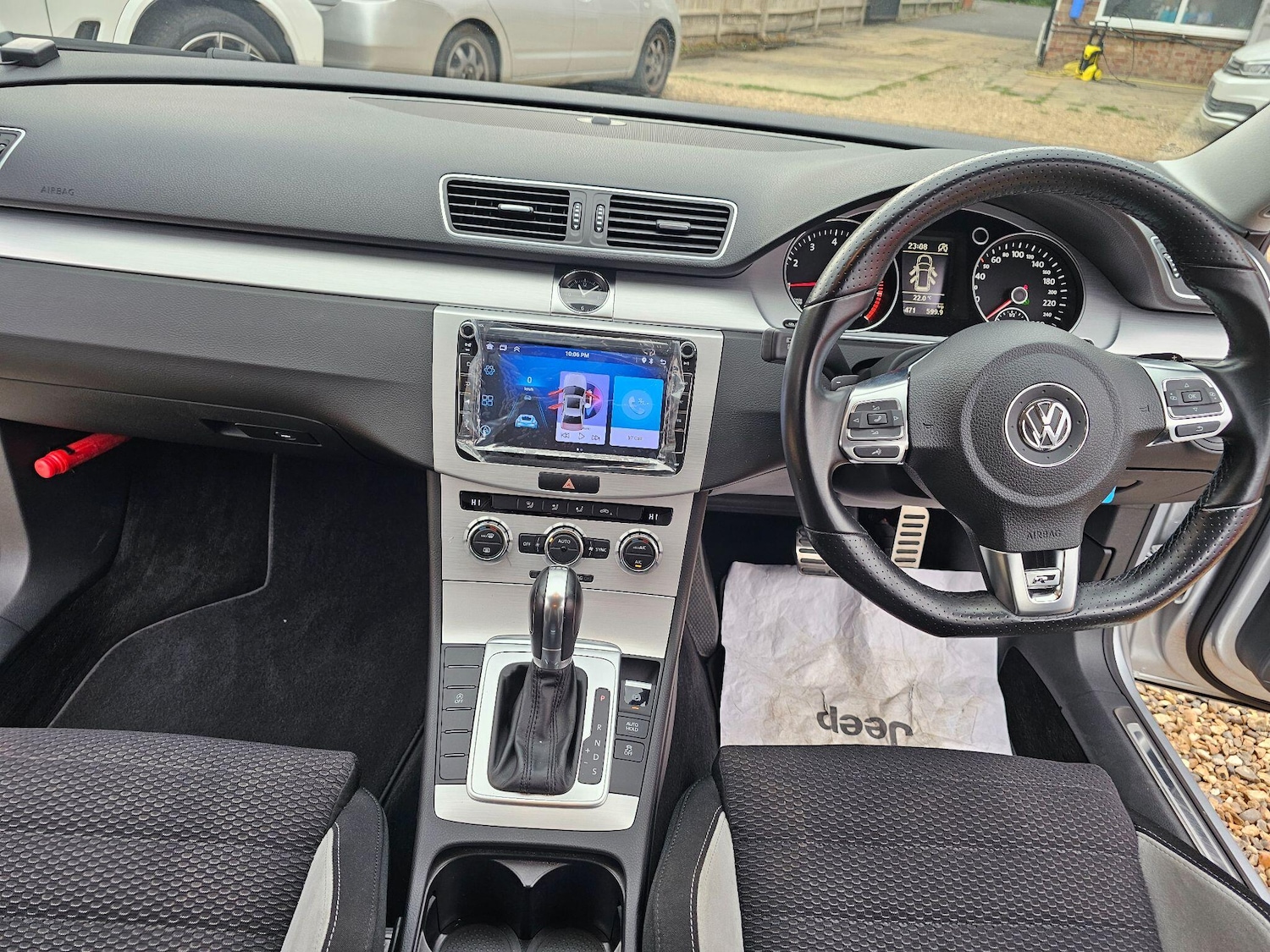 Vehicle 29