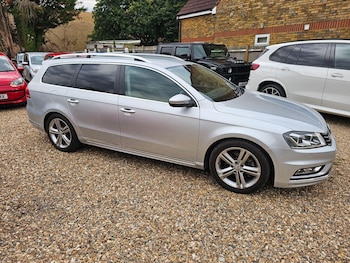 Used Volkswagen Passat 2015 for sale - 75577180: Photo