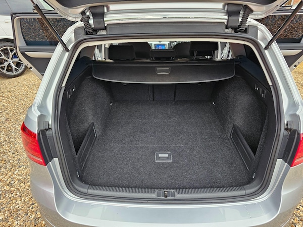 Used Volkswagen Passat for sale - 75577180: Photo 48
