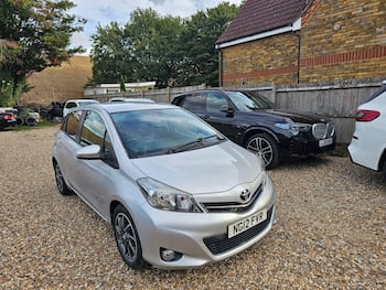 Used Toyota Yaris 2012 for sale - 79726354: Photo