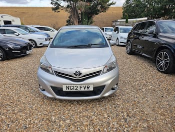 Used Toyota Yaris 2012 for sale - 79726354: Photo