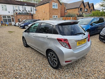 Used Toyota Yaris 2012 for sale - 79726354: Photo