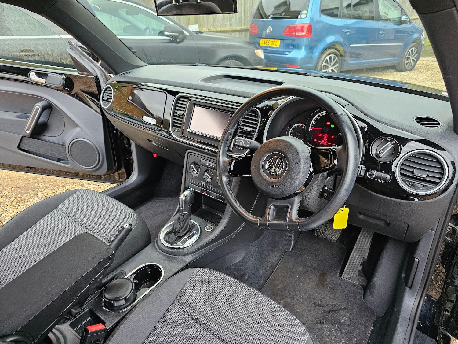 Used Volkswagen Beetle for sale - 76849792: Photo 31