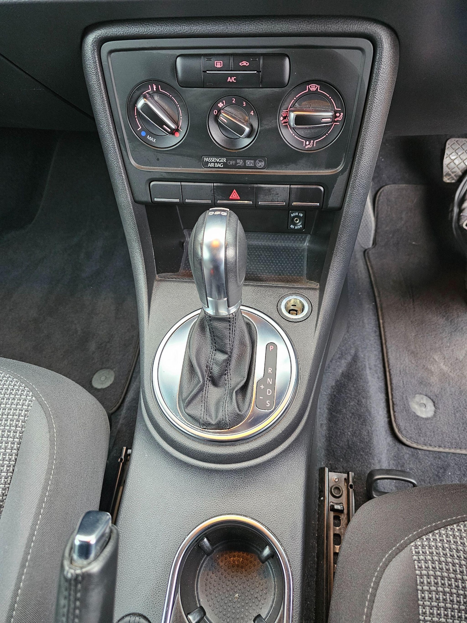 Used Volkswagen Beetle for sale - 76849792: Photo 33