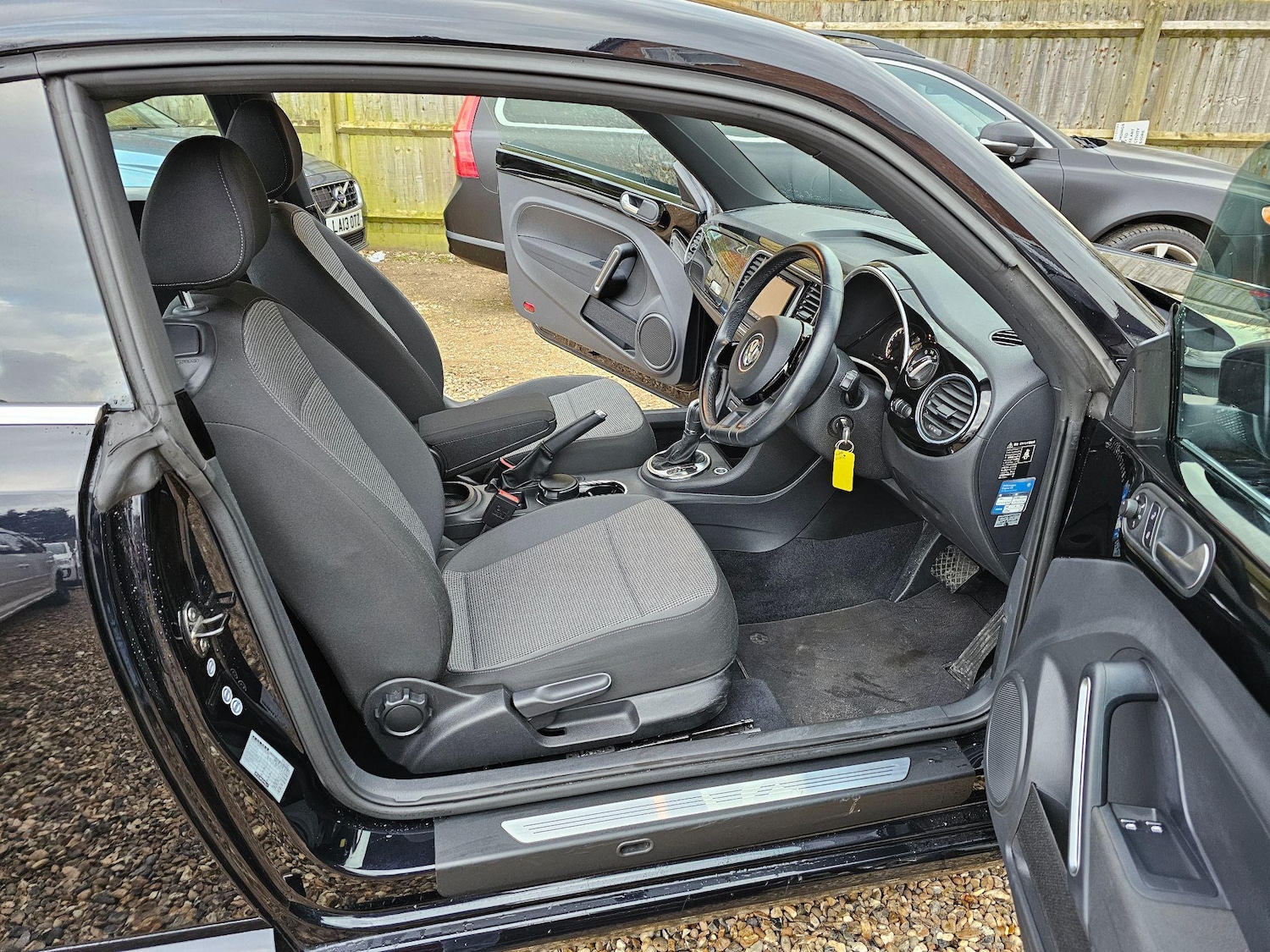 Used Volkswagen Beetle for sale - 76849792: Photo 34