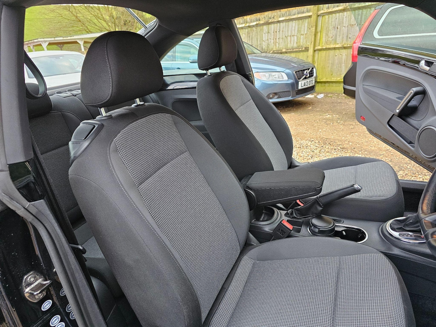 Used Volkswagen Beetle for sale - 76849792: Photo 36