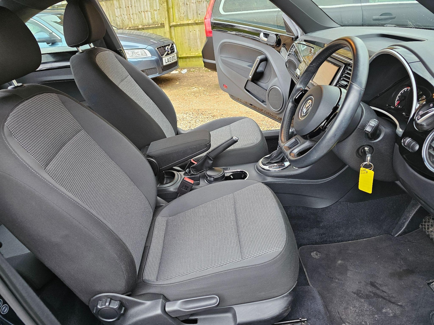 Used Volkswagen Beetle for sale - 76849792: Photo 37