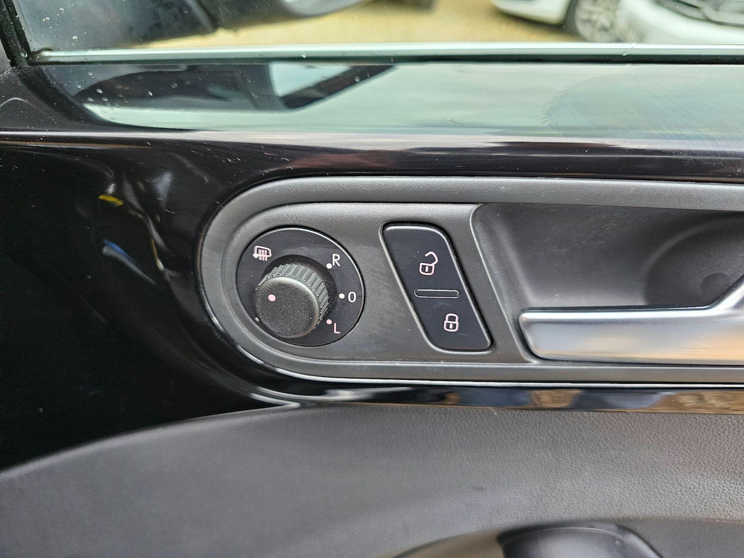 Used Volkswagen Beetle for sale - 76849792: Photo 41