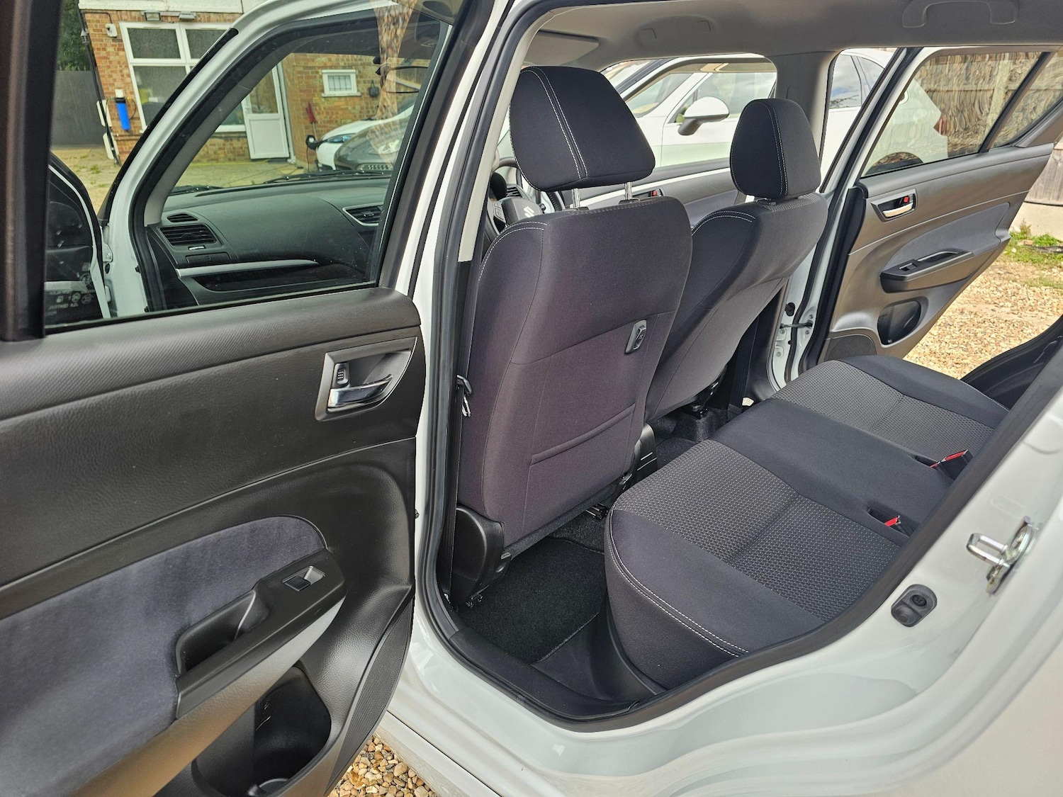 Vehicle 33