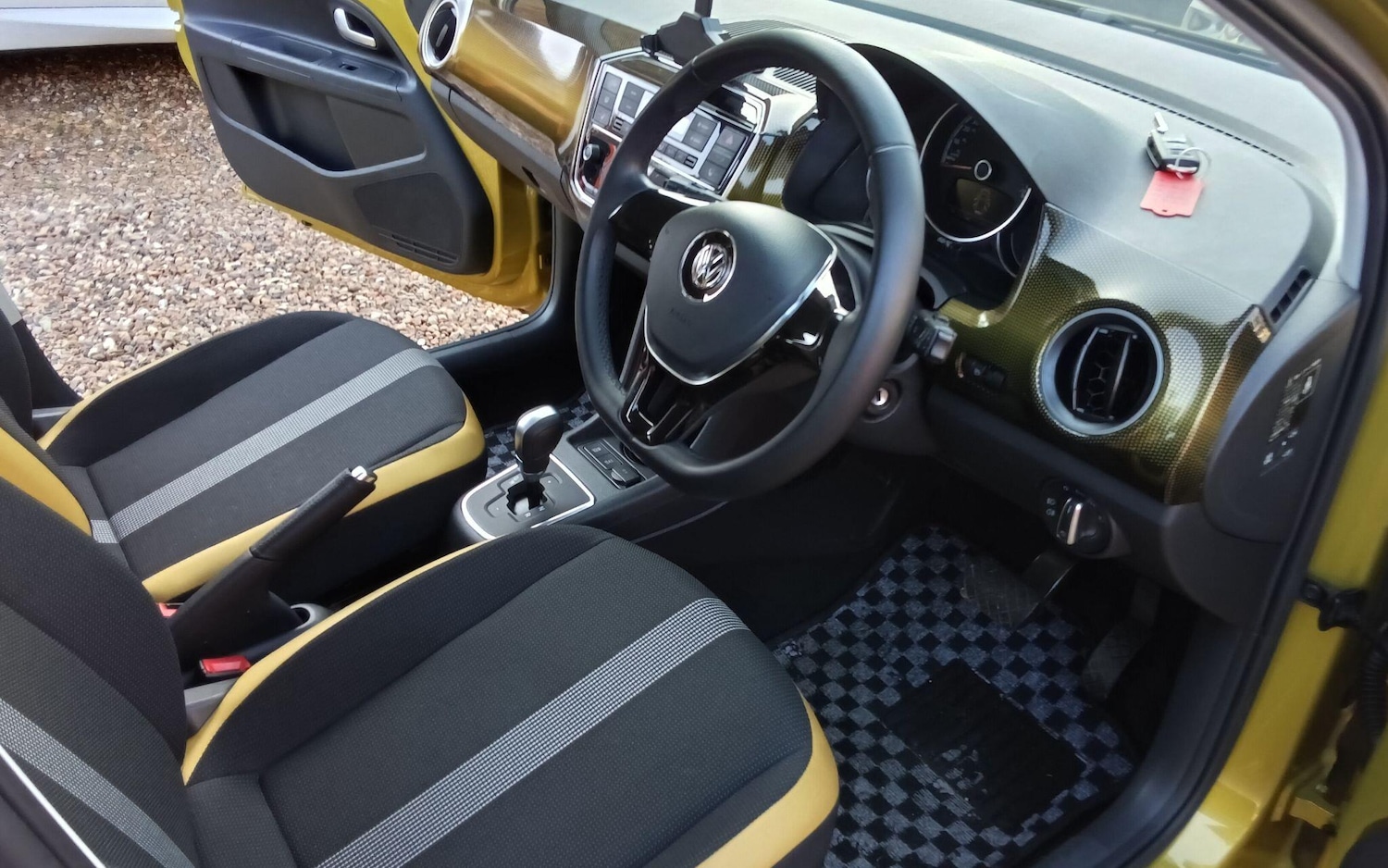 Used Volkswagen up! for sale - 77671468: Photo 39