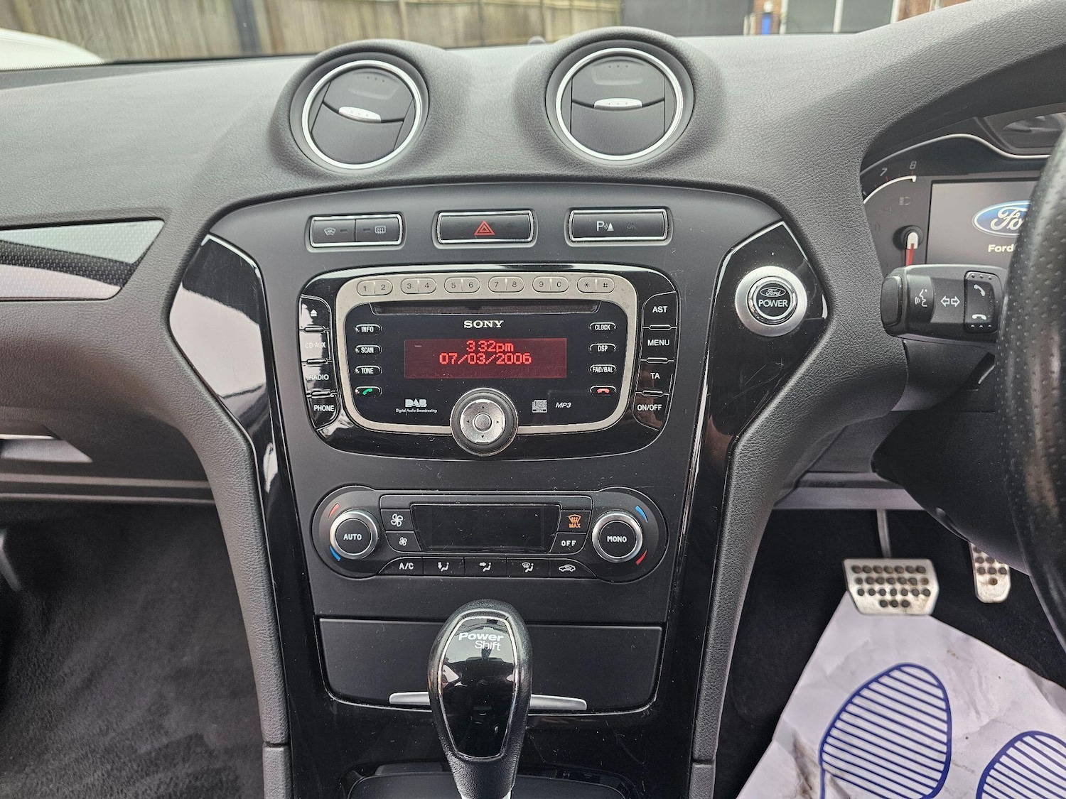 Used Ford Mondeo 2012 for sale - 77793884: Photo 32