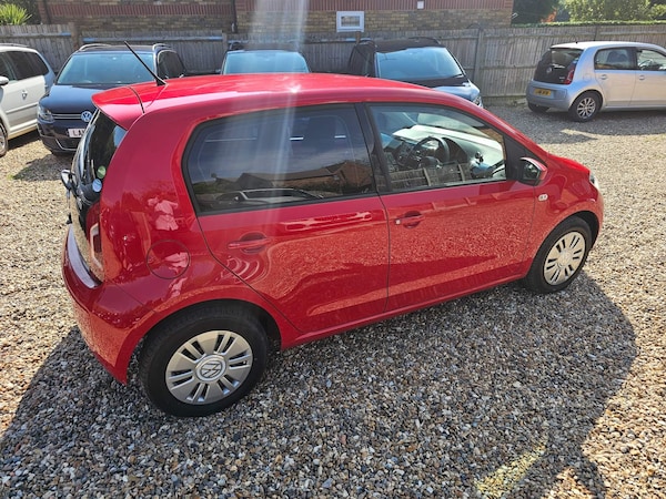 Used Volkswagen up! 2024 for sale - 72657903: Photo 28