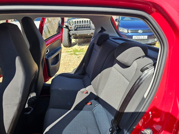 Used Volkswagen up! 2024 for sale - 72657903: Photo 42