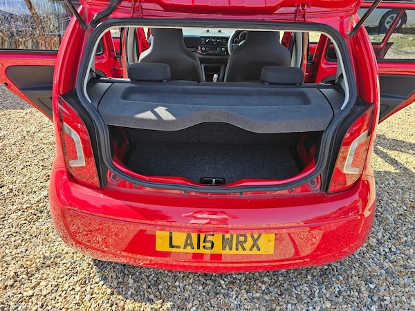Used Volkswagen up! 2024 for sale - 72657903: Photo 44