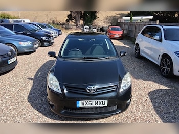 Used Toyota Auris 2011 for sale - 79412049: Photo
