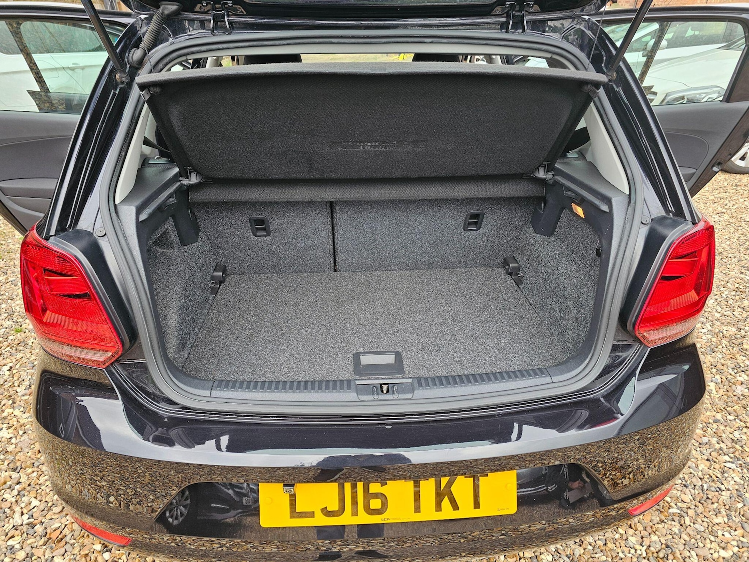 Used Volkswagen Polo for sale - 76306373: Photo 39