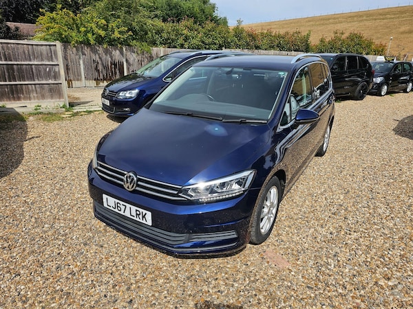 Used Volkswagen Touran 2025 for sale - 75318904: Photo 1