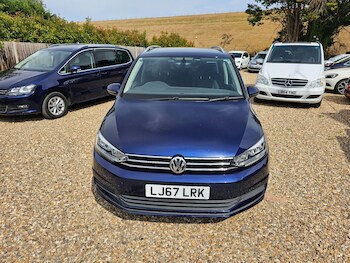 Used Volkswagen Touran 2017 for sale - 75318904: Photo