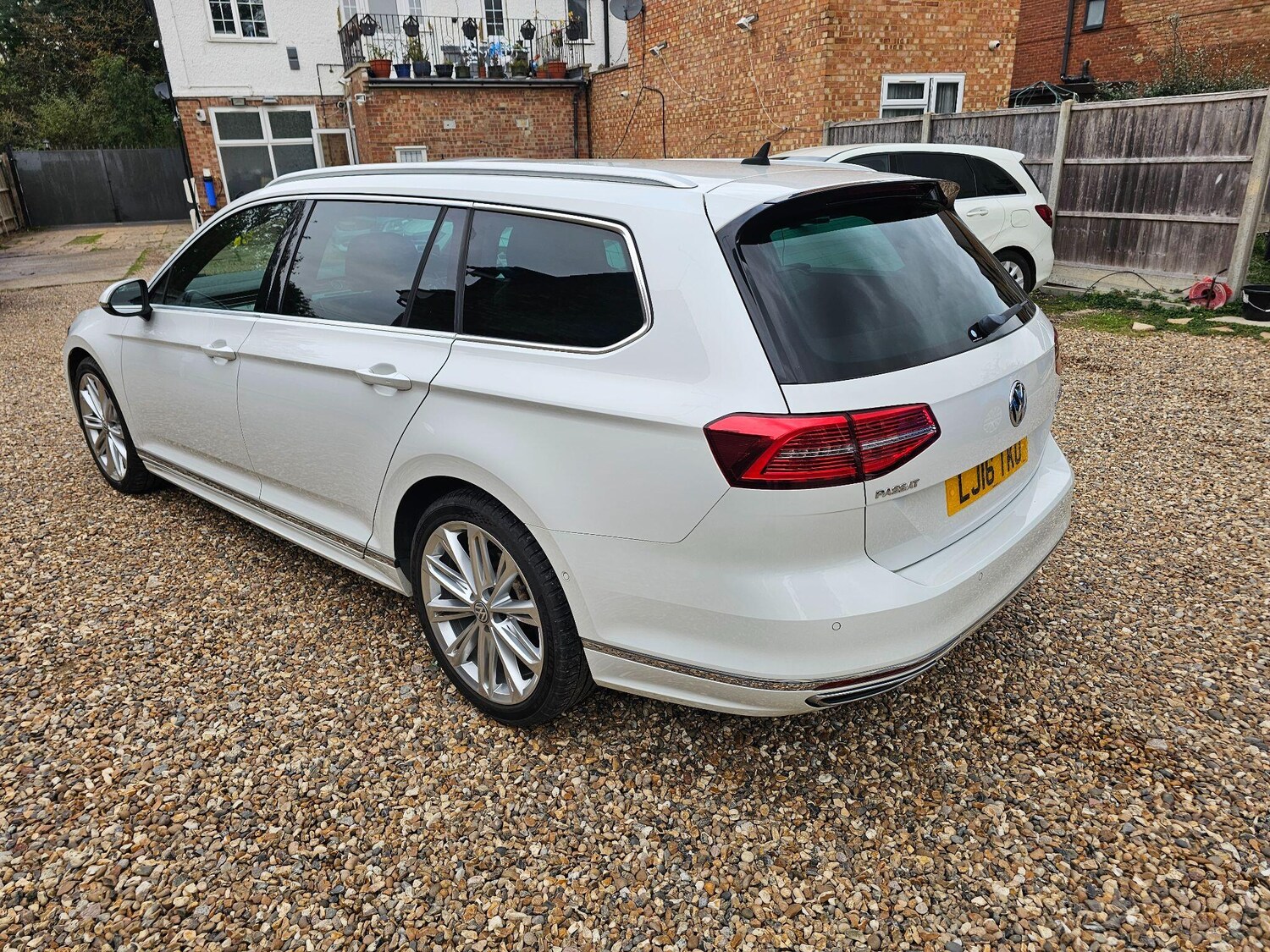 Used Volkswagen Passat for sale - 76306380: Photo 21