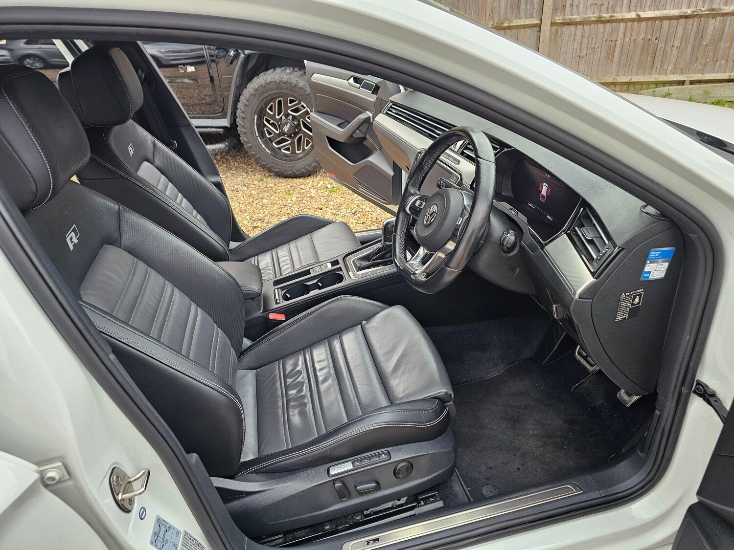 Used Volkswagen Passat for sale - 76306380: Photo 39