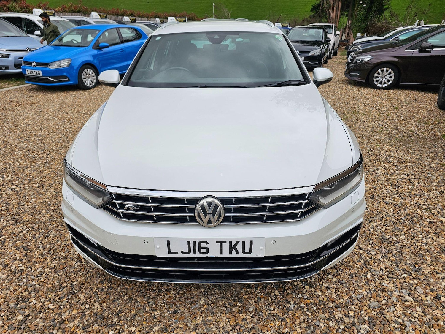 Used Volkswagen Passat for sale - 76306380: Photo 4