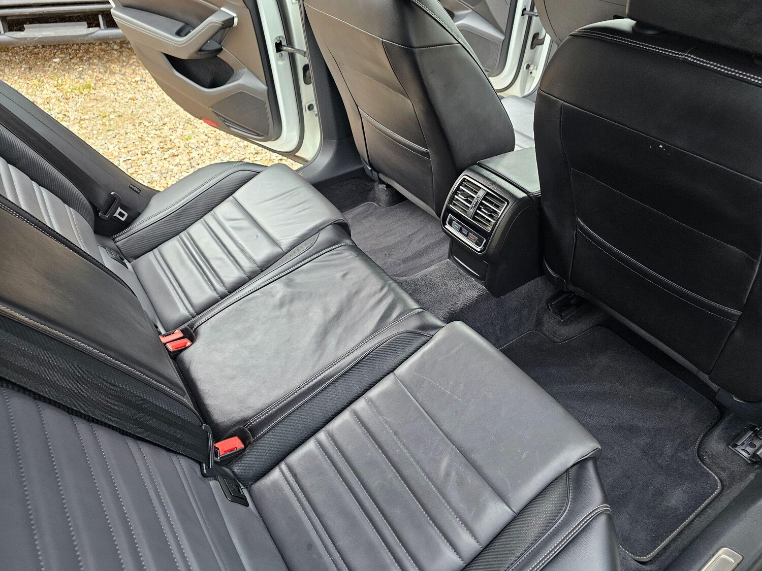 Used Volkswagen Passat for sale - 76306380: Photo 41