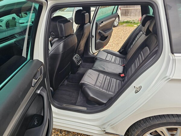 Used Volkswagen Passat for sale - 76306380: Photo 42