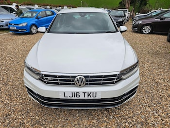 Used Volkswagen Passat for sale - 76306380: Photo 4