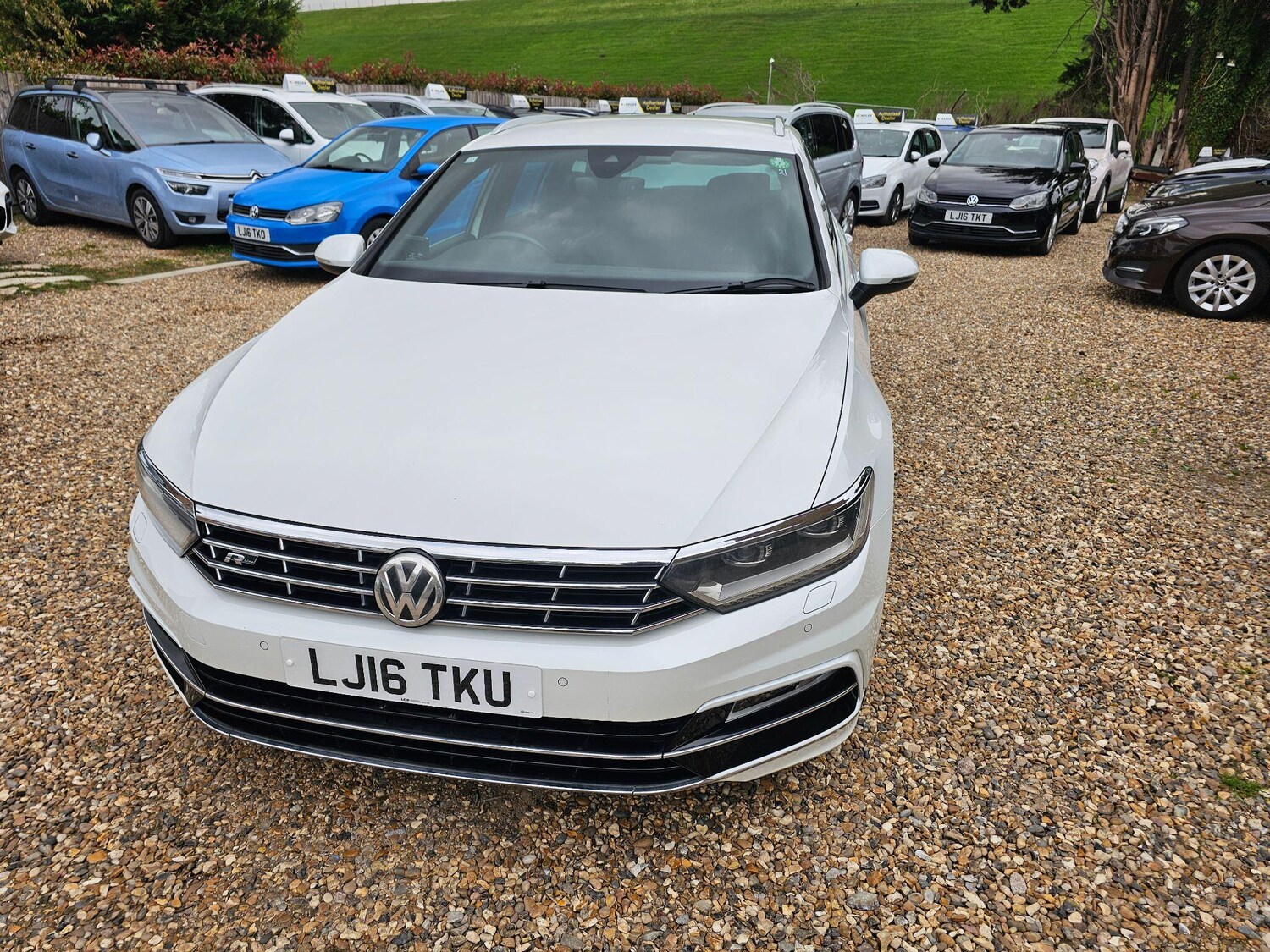 Used Volkswagen Passat for sale - 76306380: Photo 8