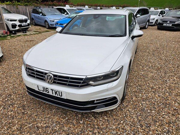 Used Volkswagen Passat for sale - 76306380: Photo 9