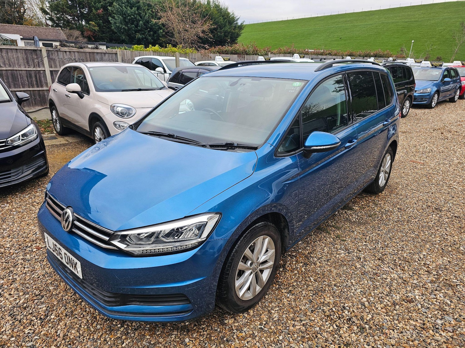 Used Volkswagen Touran for sale - 76701080: Photo 11