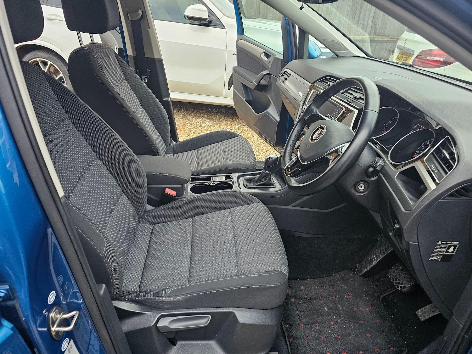 Used Volkswagen Touran for sale - 76701080: Photo 31