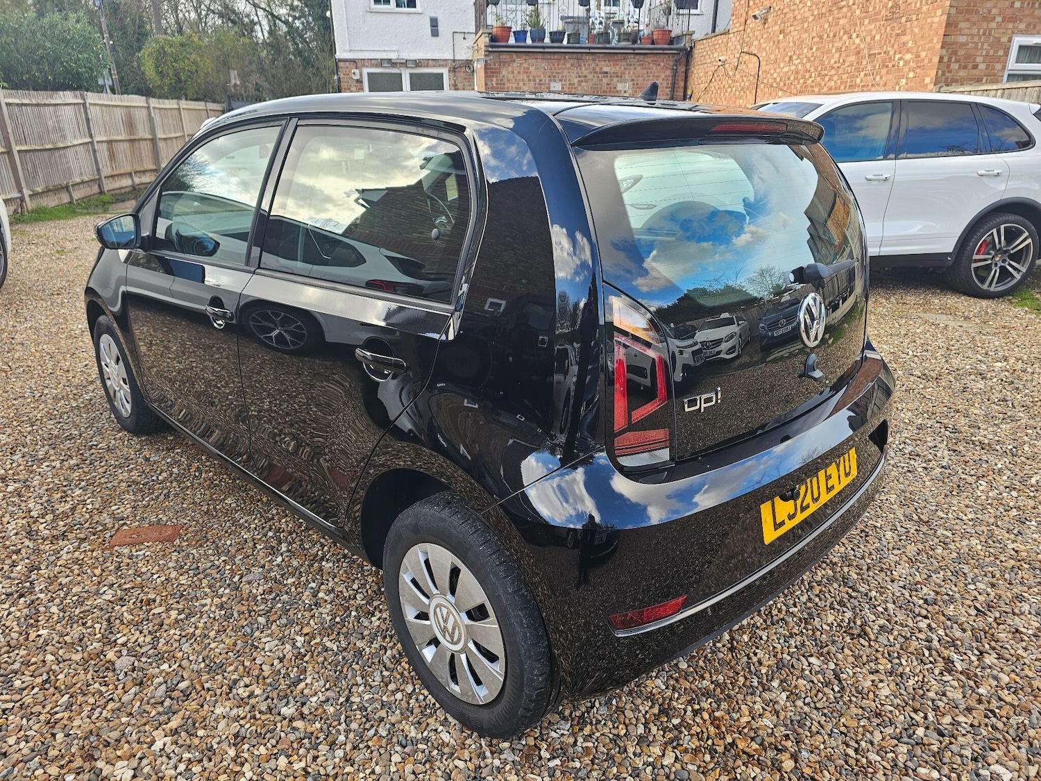 Used Volkswagen up! for sale - 76572076: Photo 14