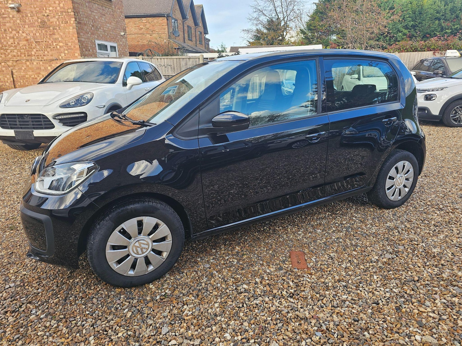 Used Volkswagen up! for sale - 76572076: Photo 16