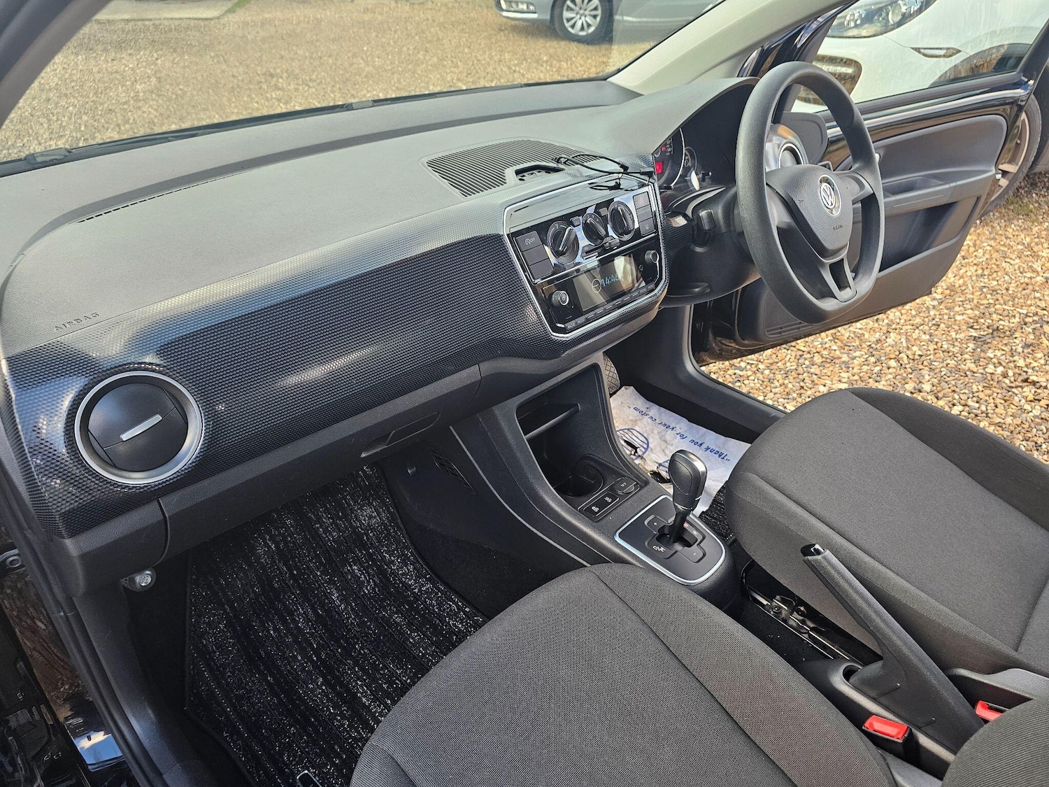 Used Volkswagen up! for sale - 76572076: Photo 28