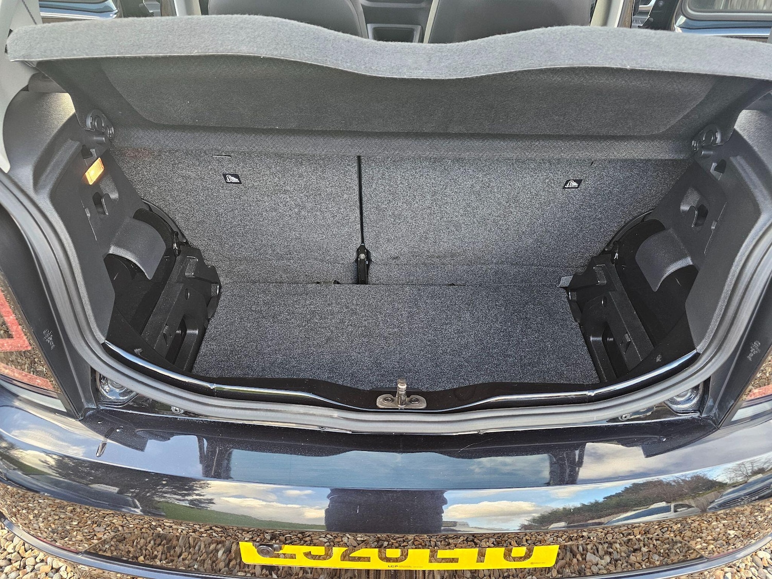 Used Volkswagen up! for sale - 76572076: Photo 51