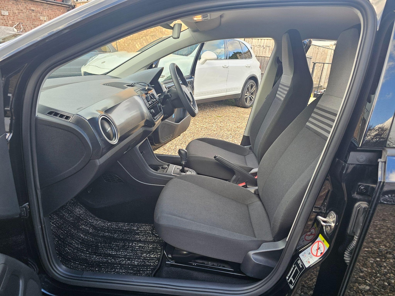 Used Volkswagen up! for sale - 76572076: Photo 52