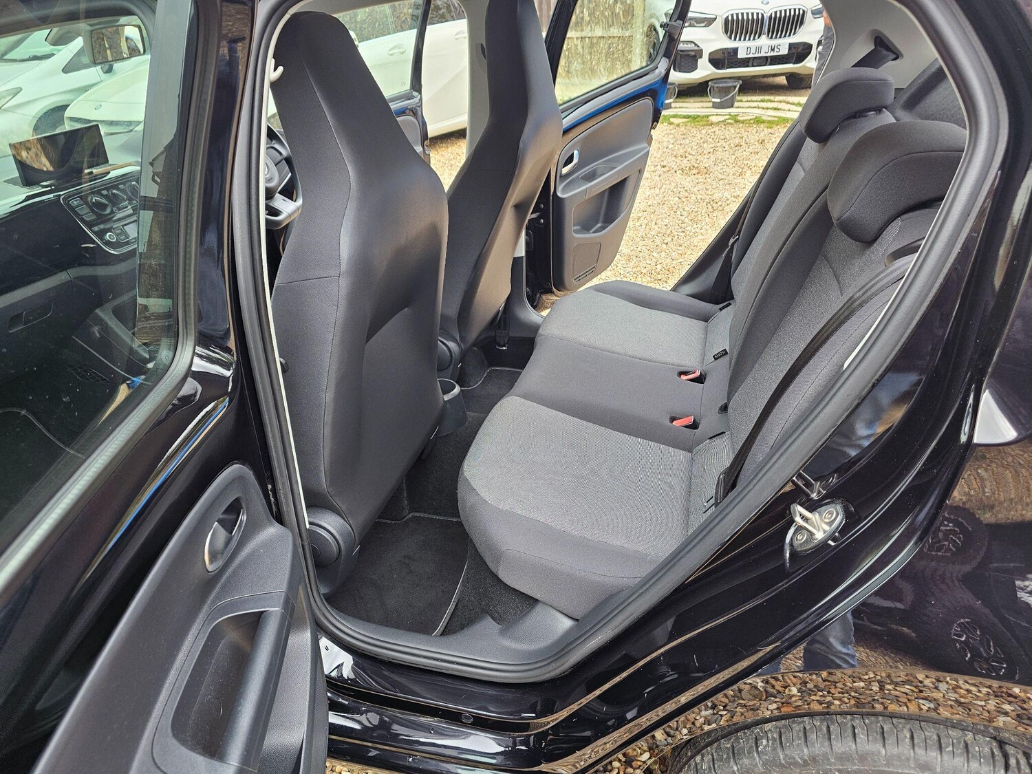 Used Volkswagen up! for sale - 76306249: Photo 38