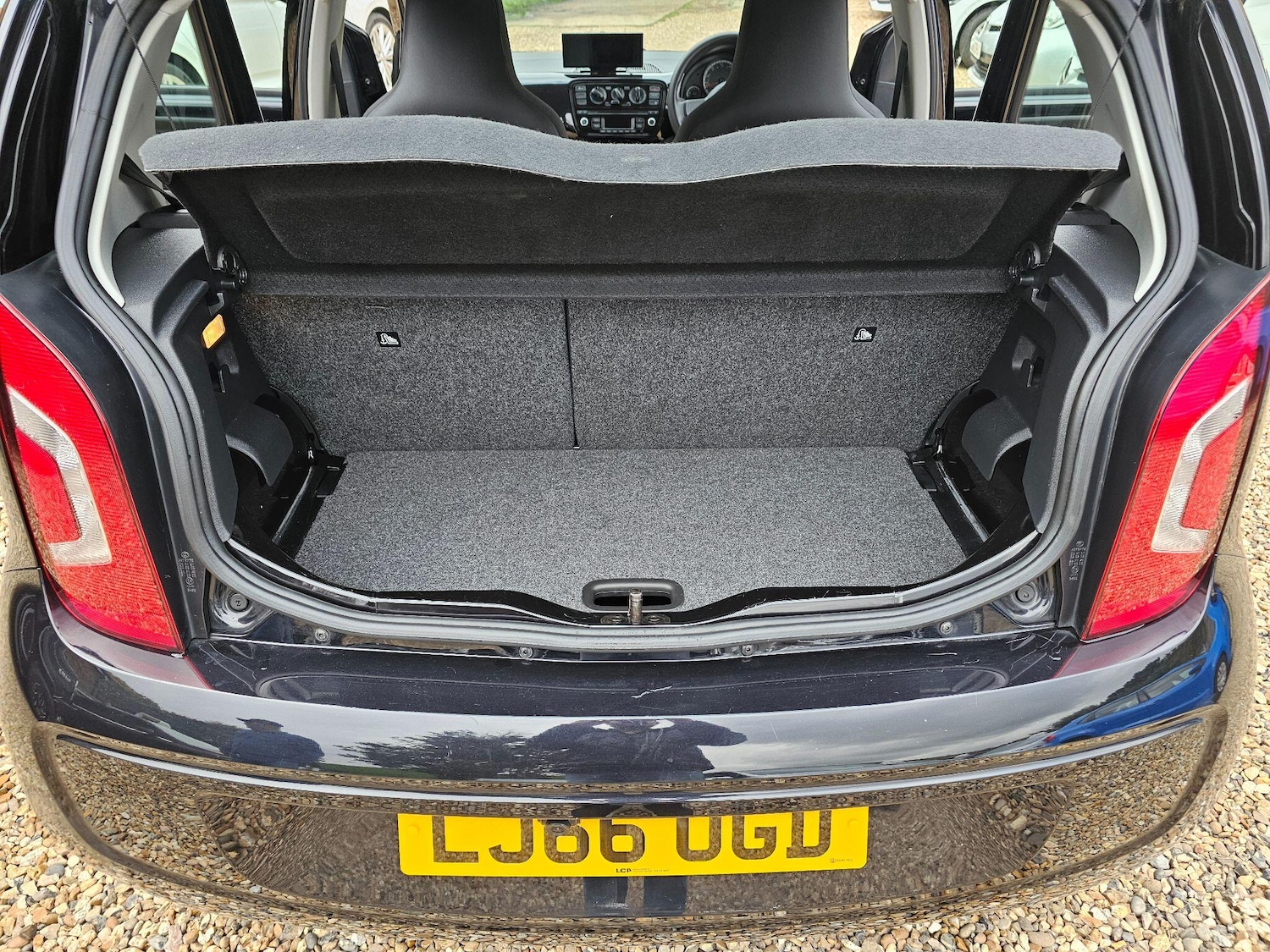 Used Volkswagen up! for sale - 76306249: Photo 40