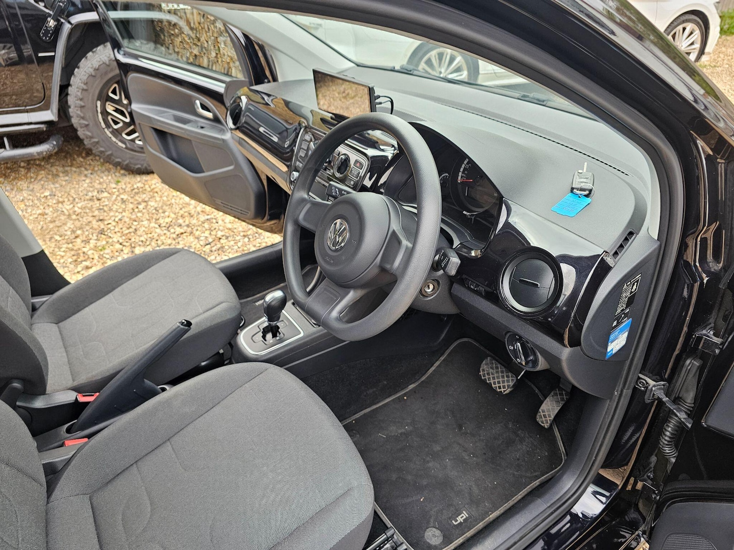 Used Volkswagen up! for sale - 76306249: Photo 47